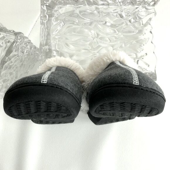 ISOTONER HOODBACK SLIPPERS - Picture 9 of 16